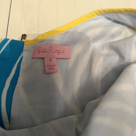 Lilly Pulitzer Delia Shift Dress Joe Fish Size 0 Blue White Yellow - Picture 3 of 4